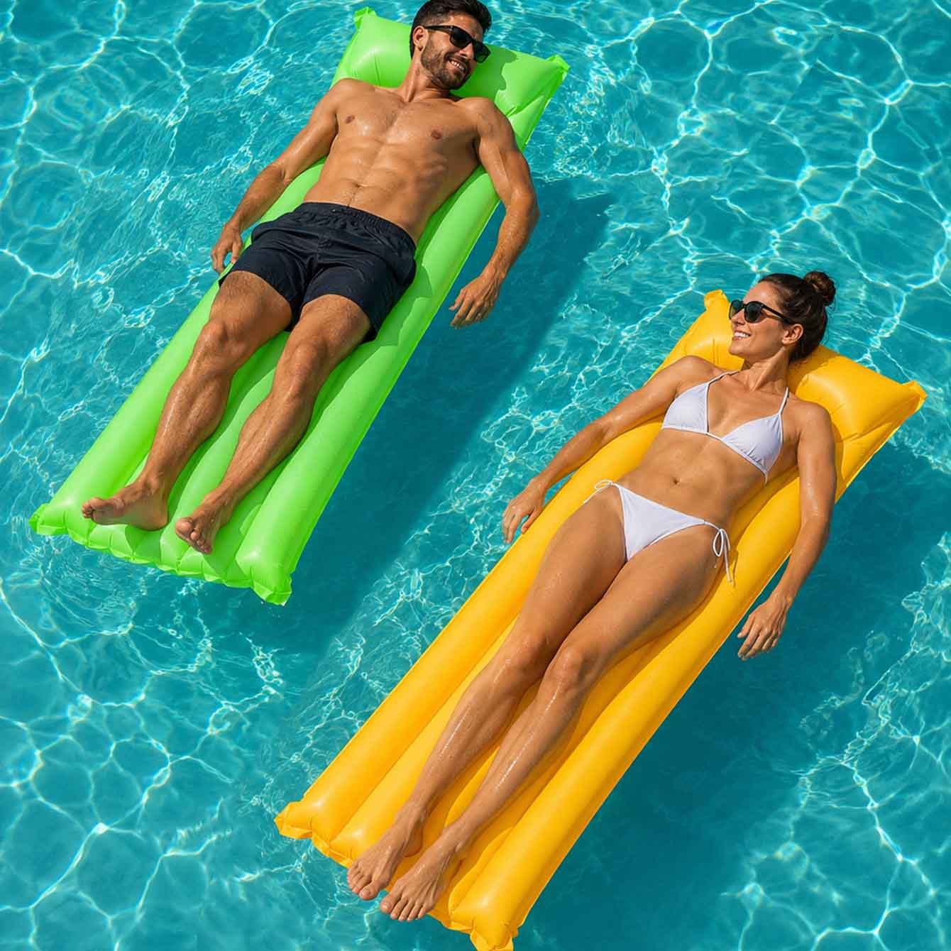 ที่นอนเป่าลมสำหรับสระว่ายน้ำ 1 - Pool Float Ring Inflatable บทวิจารณ์และราคา
